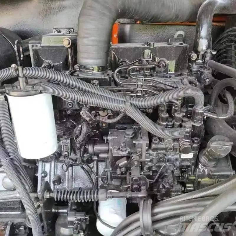 Doosan DX75-9C Kāpurķēžu ekskavatori