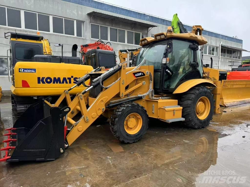 CAT 420 F Ekskavatori-iekrāvēji