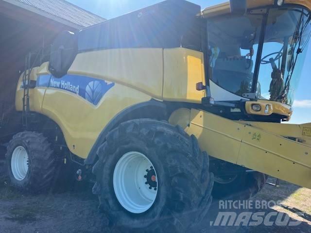 New Holland CX 8060 Ražas novākšanas kombaini