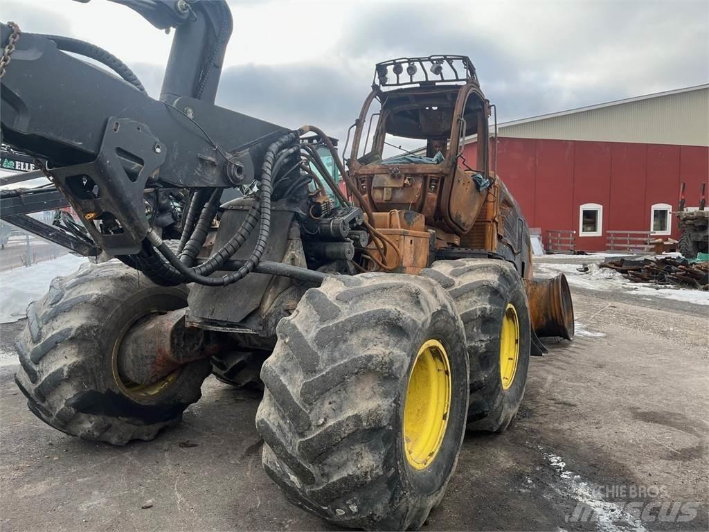 John Deere 1470E Harvesteri