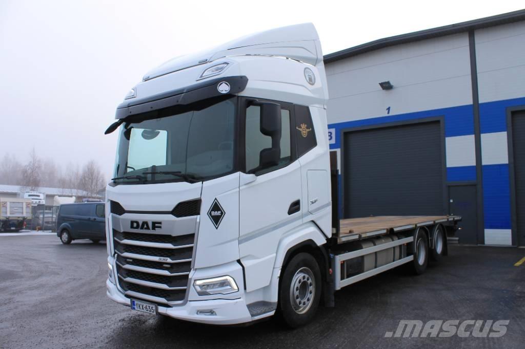 DAF XF 530 FAS Platformas/izkraušana no sāniem