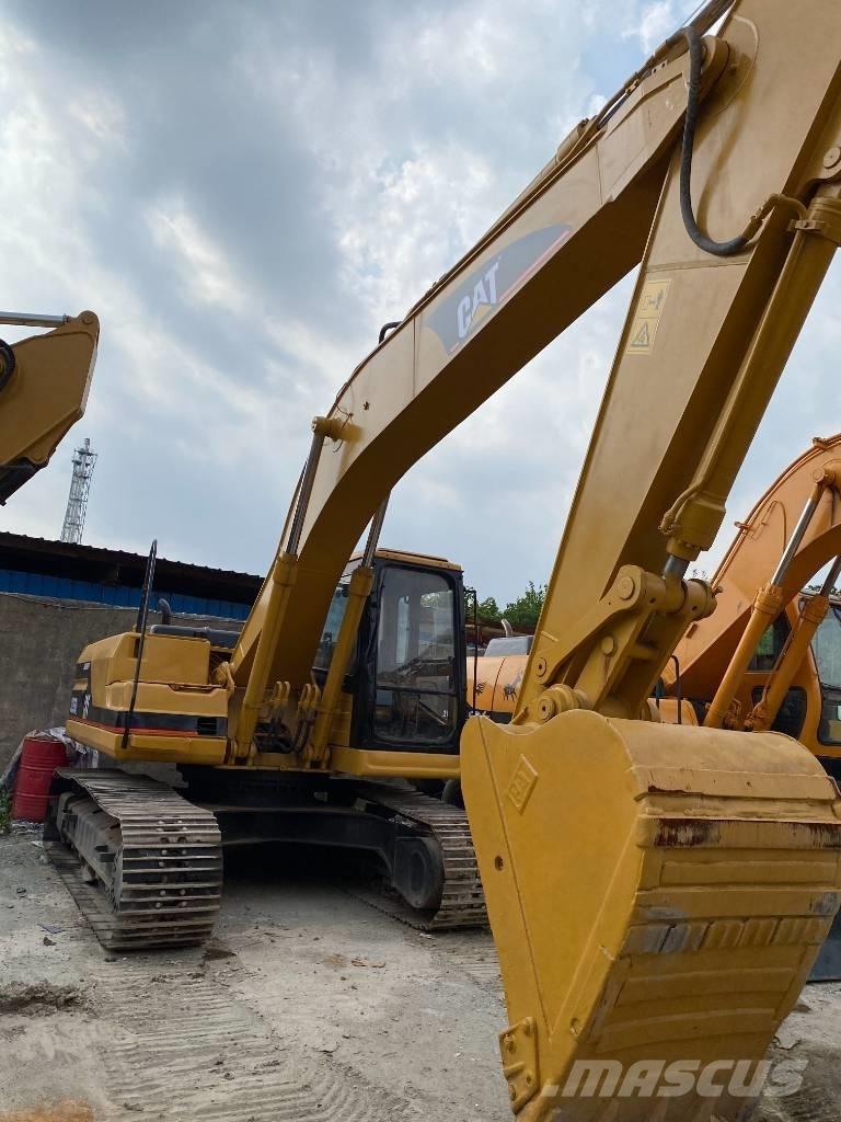 CAT 325 B Kāpurķēžu ekskavatori