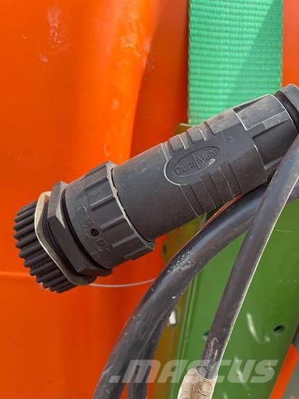 Amazone UF901 Pašgājēji smidzinātāji