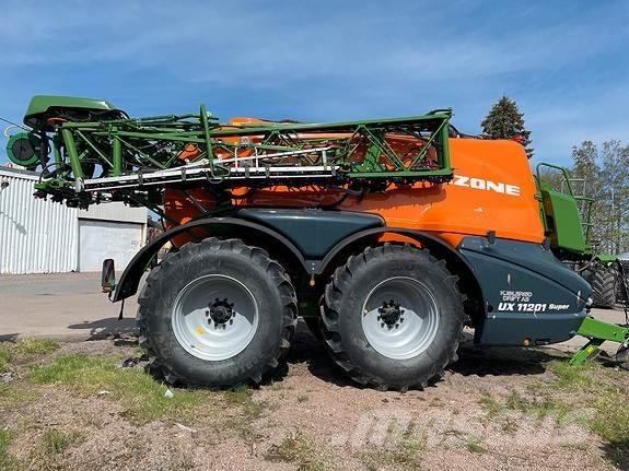Amazone UX11201 Pašgājēji smidzinātāji
