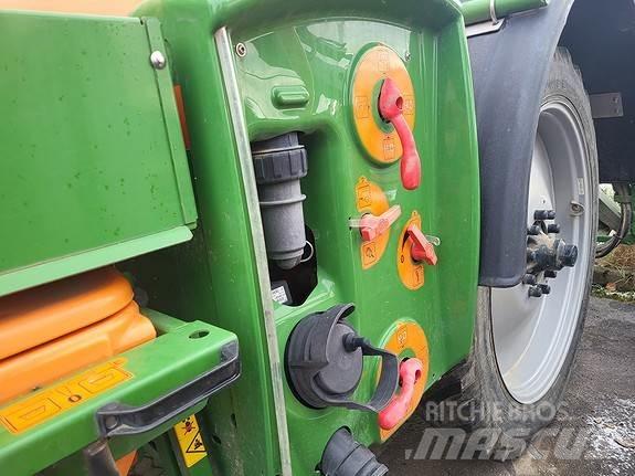 Amazone UX3200 Pašgājēji smidzinātāji