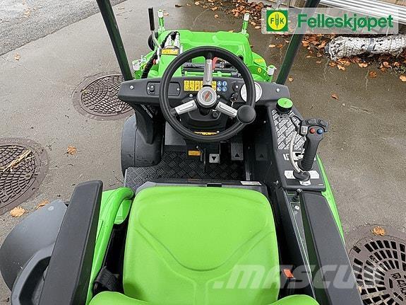 Avant 220 Lietoti riteņu kompaktiekrāvēji