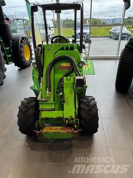 Avant 520 Lietoti riteņu kompaktiekrāvēji