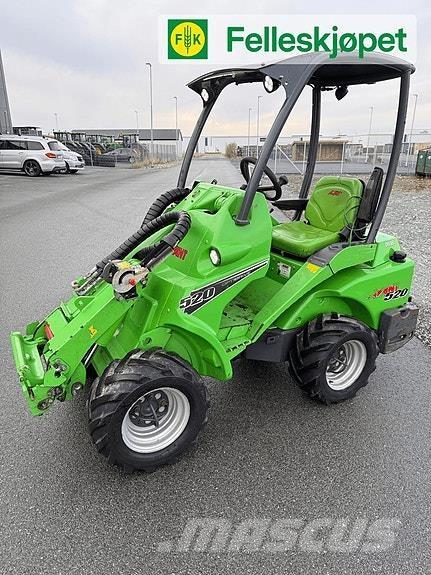 Avant 520 Lietoti riteņu kompaktiekrāvēji