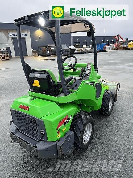 Avant 520 Lietoti riteņu kompaktiekrāvēji