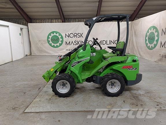 Avant 523 Karjeru tehnika