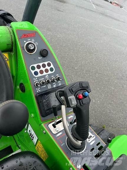Avant 755i Lietoti riteņu kompaktiekrāvēji