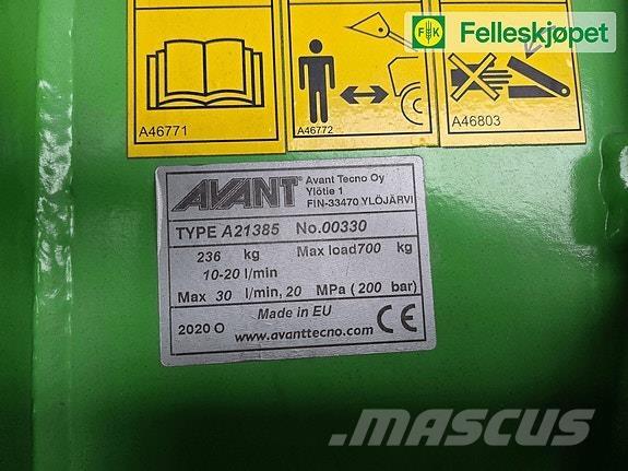 Avant SILOGRIP XL Lietoti riteņu kompaktiekrāvēji