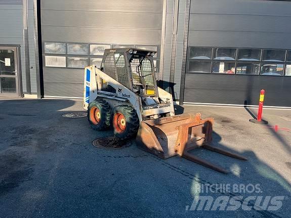 Bobcat 743 Lietoti riteņu kompaktiekrāvēji