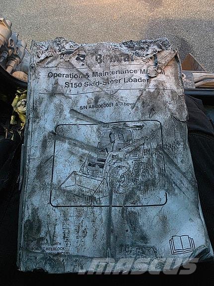 Bobcat S150 Lietoti riteņu kompaktiekrāvēji