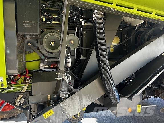 CLAAS Avero 240 Ražas novākšanas kombaini