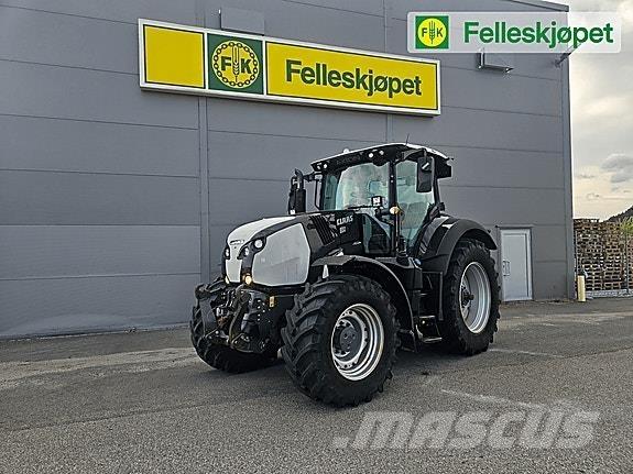 CLAAS AXION 830 Traktori