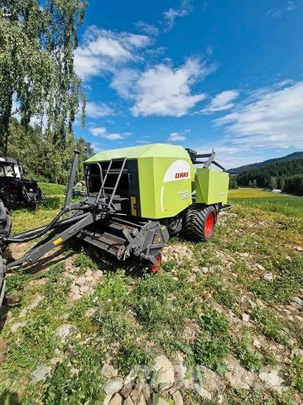 CLAAS Uniwrap 355 Rituļu preses