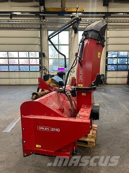 Dalen 2110 Standarta piekabes