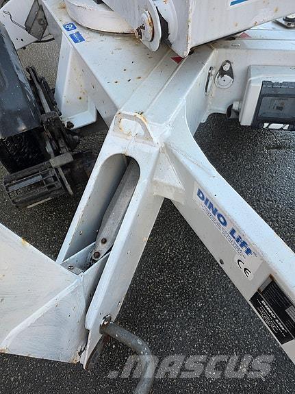 Dino 160XT Citi pacēlāji un platformas