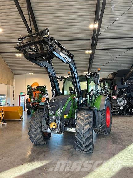 Fendt 516 VARIO Traktori