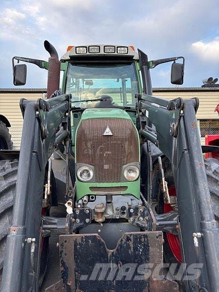 Fendt 716 Vario Traktori