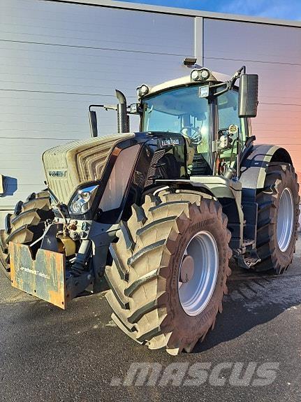 Fendt 828 Vario Traktori