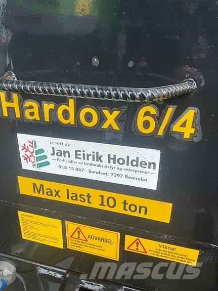 Ferrel A125 Standarta piekabes