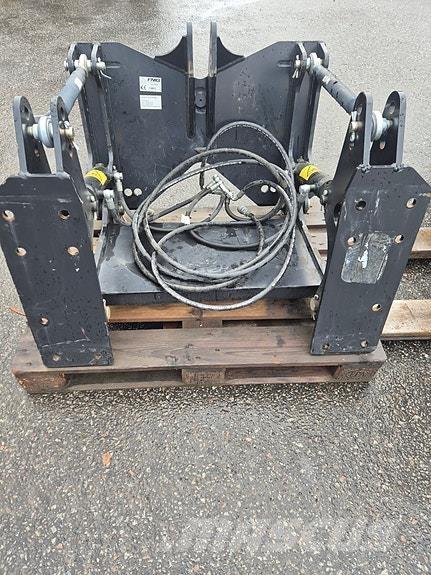 FMG EN Sniega naži un tīrītāji