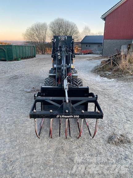 GiANT G1500 Teleskopiskie manipulatori