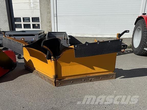 Gigant HSV-320 Cita ceļu uzturēšanas un sniega novākšanas tehnika