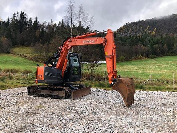 Hitachi ZX85US Kāpurķēžu ekskavatori