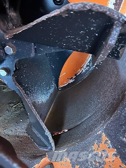 Hydromann V-3200 Standarta piekabes