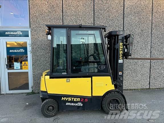 Hyster J2,5XN Tehnika ar dīzeļa dzinēju