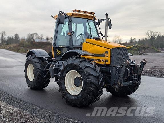 JCB 2135 4WS Traktori