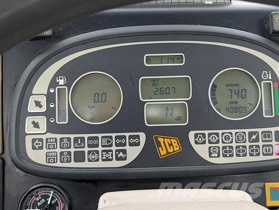 JCB 2135 4WS Traktori