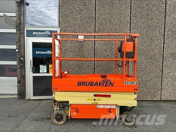 JLG 1930ES 61920 Citi pacēlāji un platformas