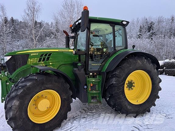 John Deere 6155R Traktori