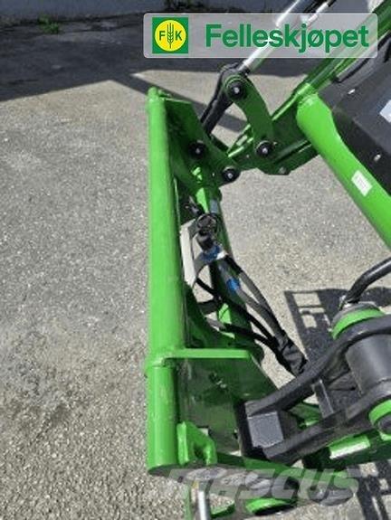 John Deere 6R 150 Traktori