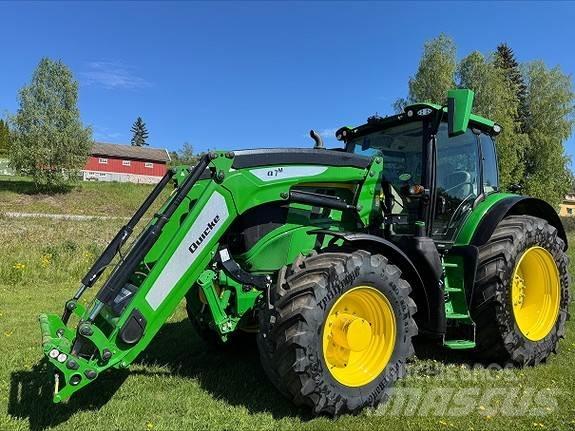 John Deere 6R215 Traktori