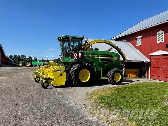 John Deere 7300 Cits lopbarības novācēju, kombainu aprīkojums