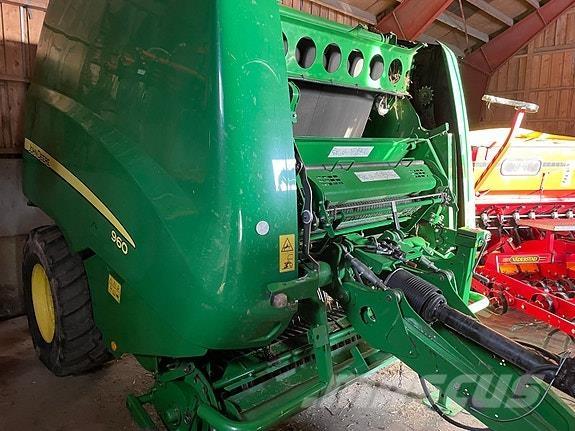 John Deere 960 Rituļu preses