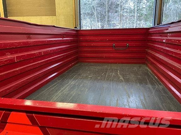 Junkkari J5 Cita ceļu uzturēšanas un sniega novākšanas tehnika