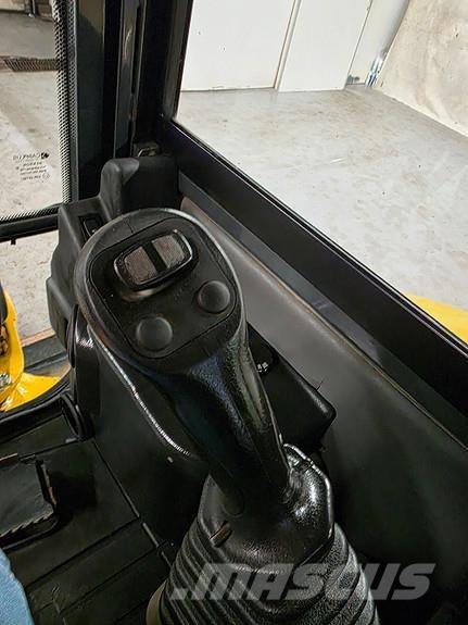 Komatsu PC26MR-3 Mini ekskavatori < 7 t