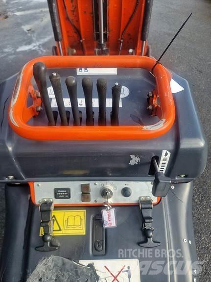 Kubota KC70VSL-4 Artikulētie pašizgāzēji