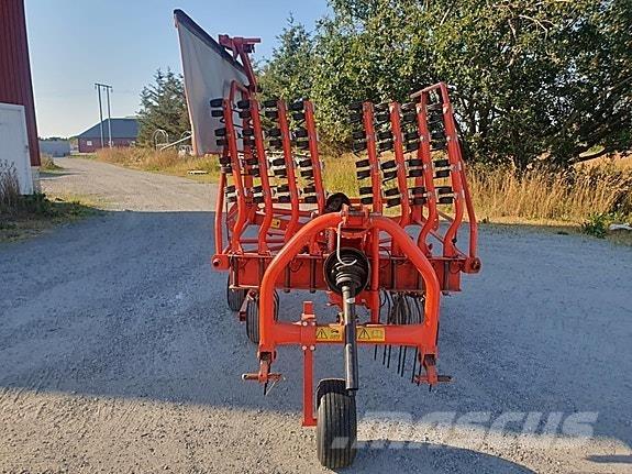 Kuhn GA 4121 GM Vālotāji