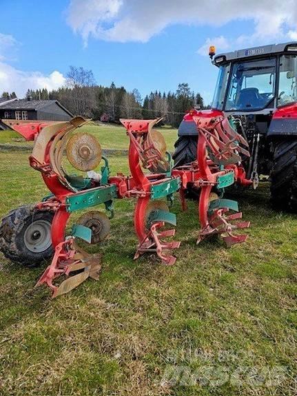 Kverneland 150S Maiņvērsējarkli