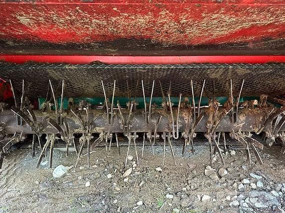 Kverneland 4328 LT Cits lopbarības novācēju, kombainu aprīkojums
