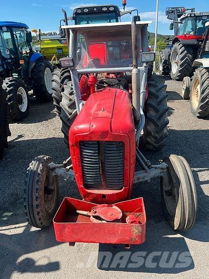 Massey Ferguson 35 Traktori