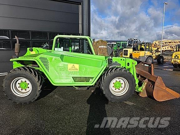 Merlo P26.6LPT Teleskopiskie manipulatori