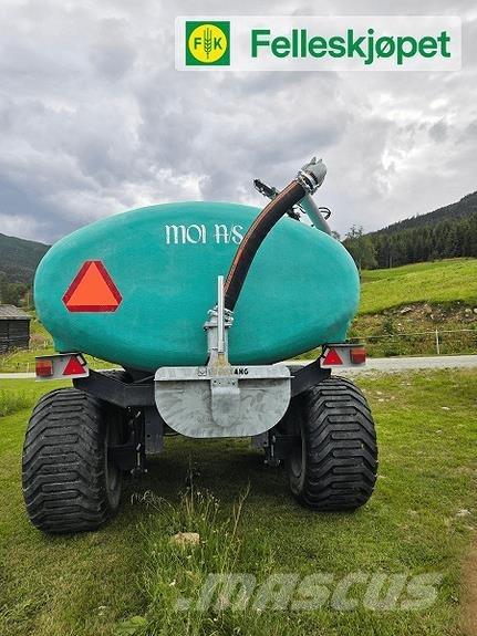Moi Doff X-11 Minerālmēslu izkliedētāji